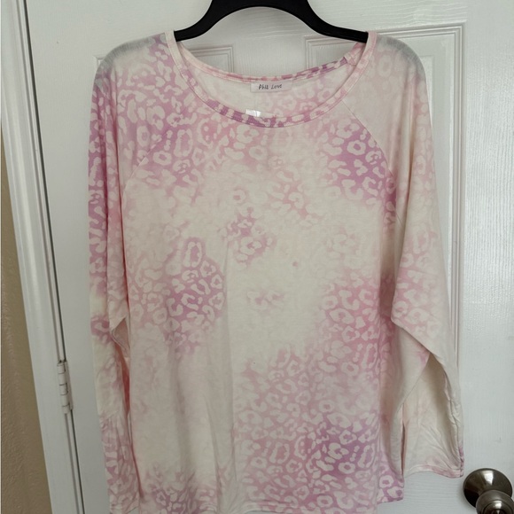 Pink and White Leopard Boutique Lounge Set - Picture 2 of 5